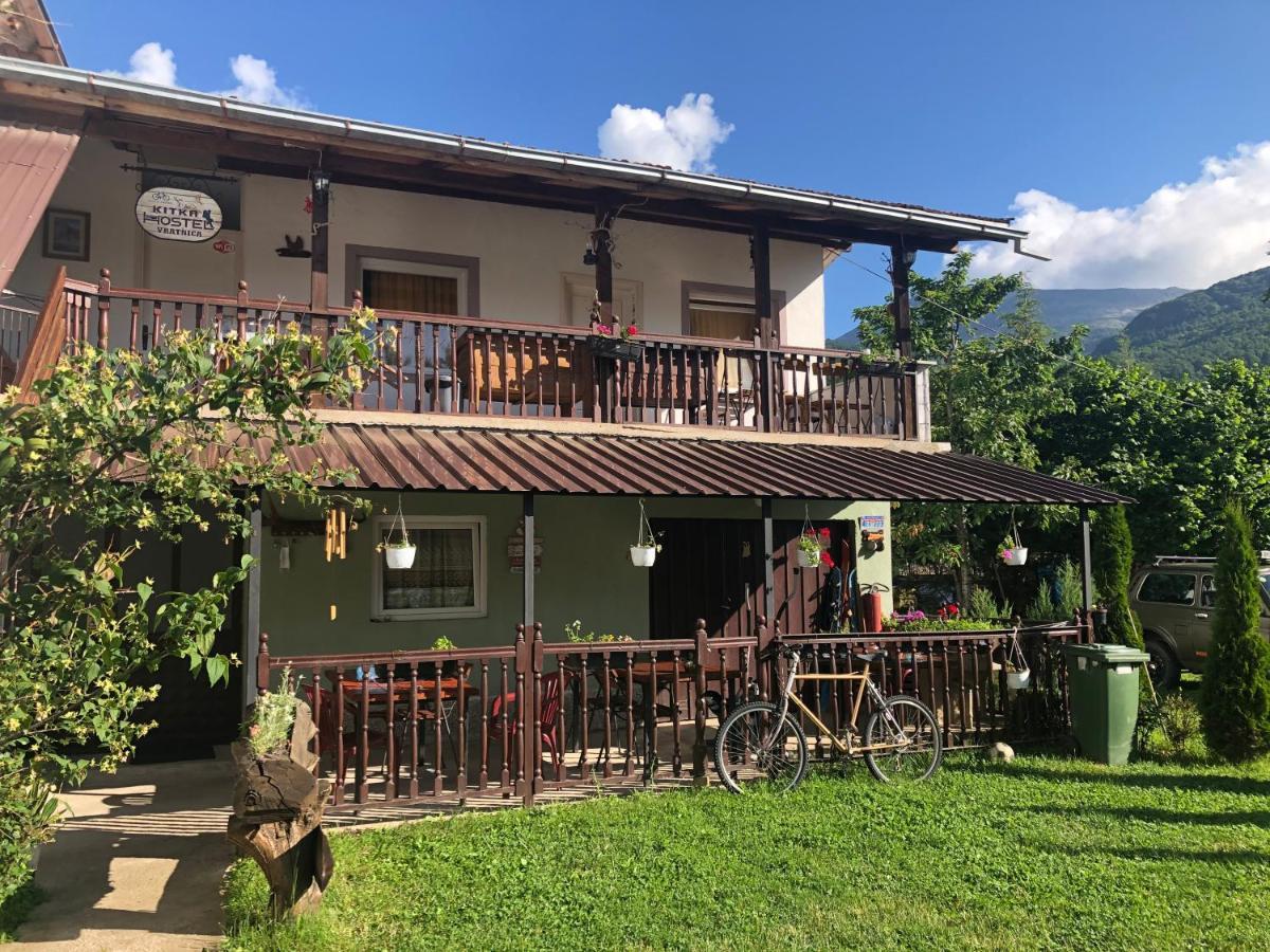 Kitka Hostel - Guest House Vratnica ภายนอก รูปภาพ